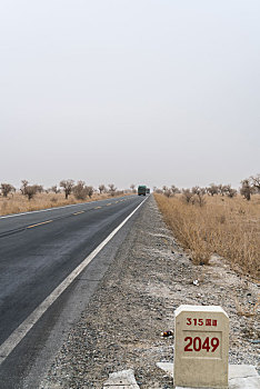 新疆巴州公路