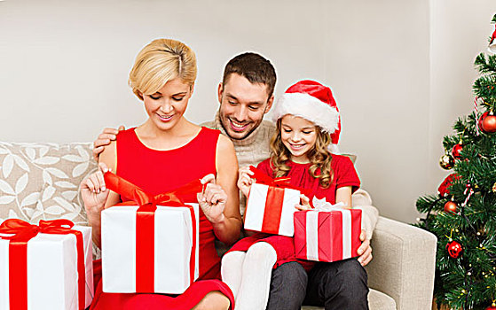 家庭,圣诞节,圣诞,冬天,高兴,人,概念,幸福之家,打开,礼盒