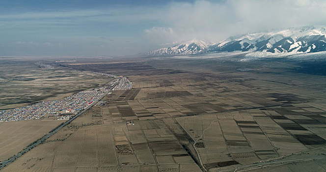 新疆巴里坤,东天山下的诗意地栖居
