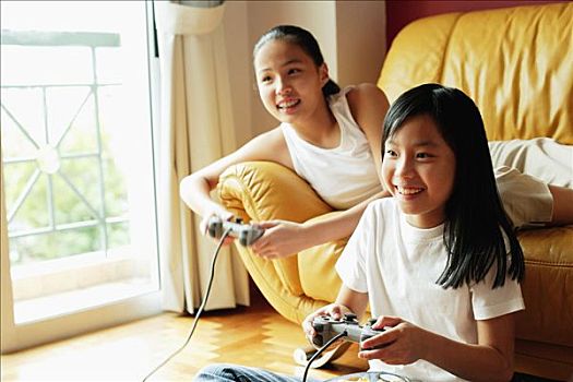 两个,姐妹,客厅,玩电玩