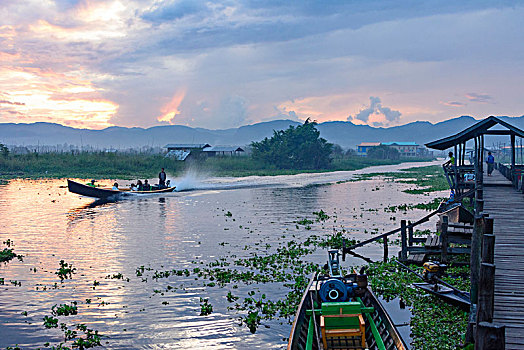 木桥,茵莱湖,船,掸邦,缅甸