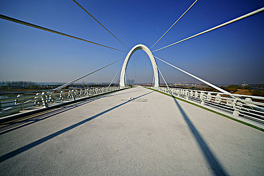 南京眼,步行桥