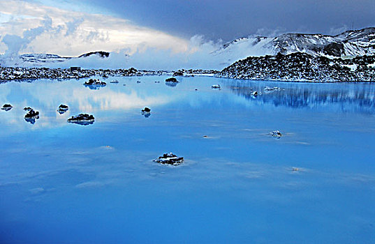 iceland,blue,lagoon,color,lake,in,the,middle,of,lava,rocky,field