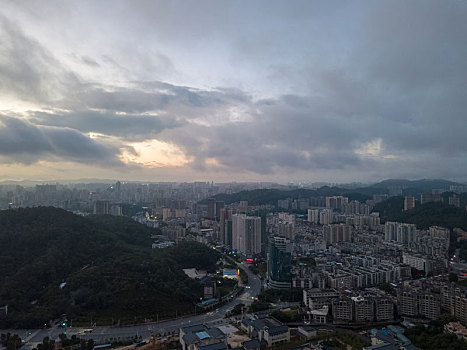 清晨拂晓时分的广东惠州市区航拍风光