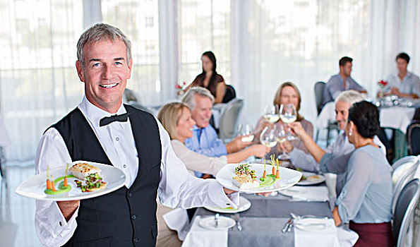 头像,服务员,拿着,盘子,食物,人,餐馆,桌子,背景