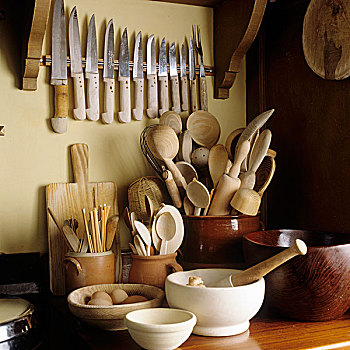 多样,炊具,天然材料,木勺,陶瓷,锅,刀,墙壁