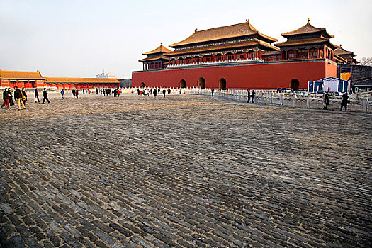 12月18日起 北京所有中小学、幼儿园学生恢复在校学习
