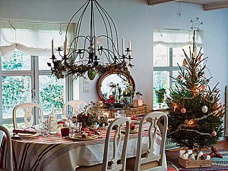 喜庆,圣诞桌,靠近,圣诞树