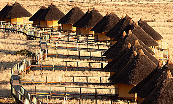 纳米比亚,纳米布沙漠,纳米比诺克陆夫国家公园,和谐,小屋,木质,人行道,沙丘,住宿