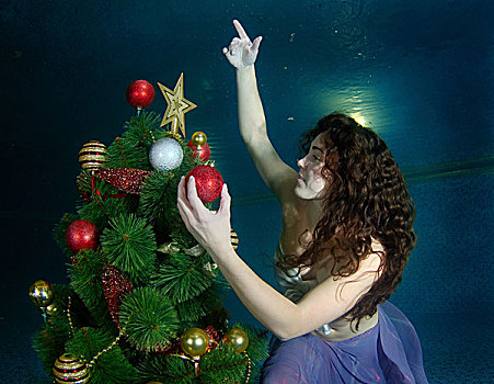 女人,装饰,圣诞树,水下,游泳池,敖德萨,乌克兰,东欧