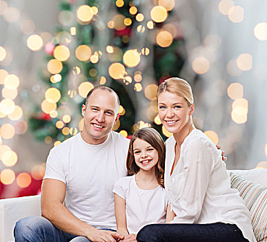 家庭,孩子,休假,人,微笑,母亲,父亲,小女孩,上方,圣诞树,背景