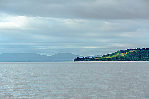新西兰湖