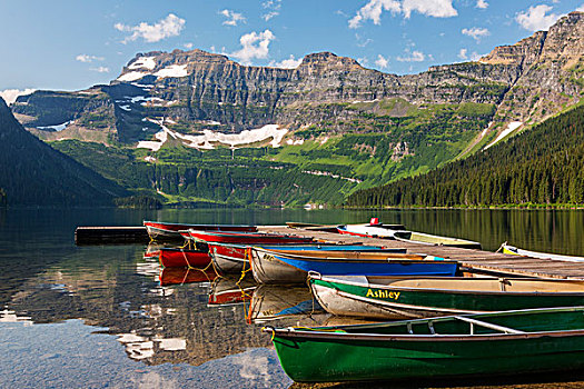 加拿大,艾伯塔省,瓦特顿湖国家公园,湖,攀升,码头,独木舟