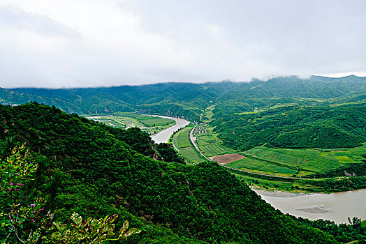 吉林省图们江峡谷外滩自然景观