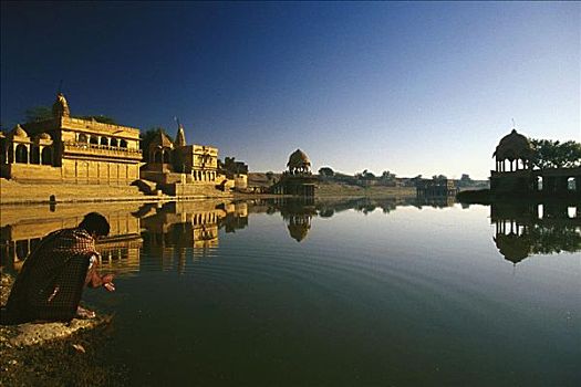 反射,庙宇,湖,斋沙默尔,拉贾斯坦邦,印度
