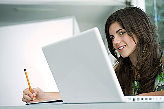 少女,书桌,文字,笔记本电脑,前景