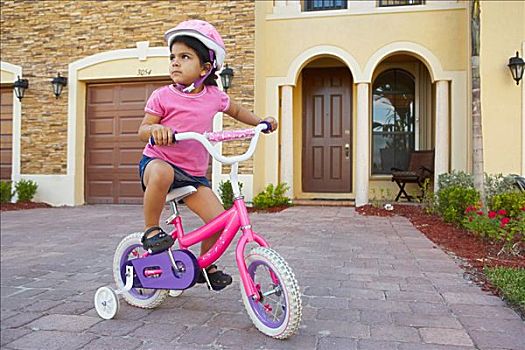 女孩,骑自行车,正面,房子