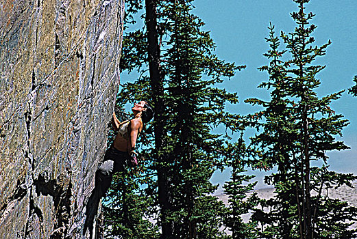 女性,攀登,路易斯湖,班芙国家公园,艾伯塔省,加拿大