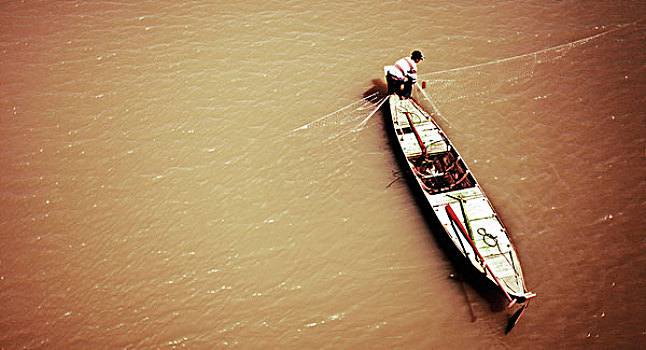 俯拍,钓鱼,男人,湄公河,柬埔寨