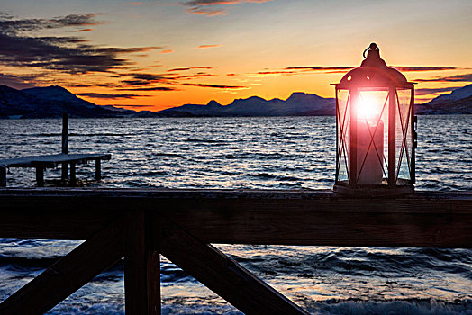 灯,栅栏,捕鱼,屋舍,广告,黎明,峡湾,靠近,特罗姆瑟,特罗姆斯,挪威,欧洲