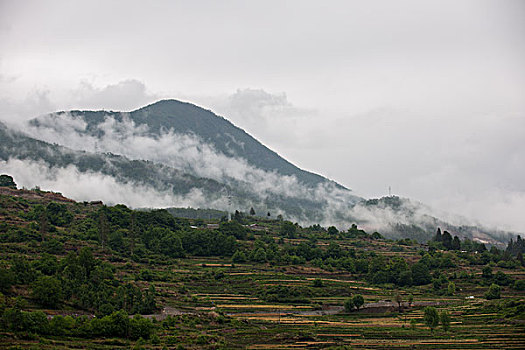 山区云雾