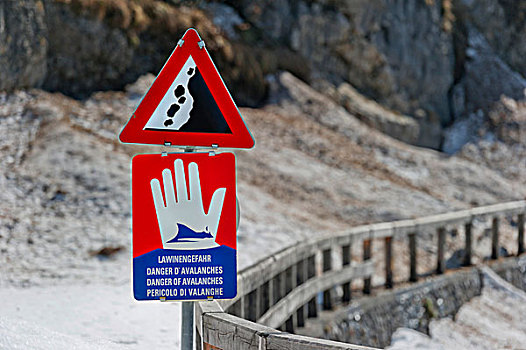 警告标识,雪崩,危险,阿亨湖地区,湖,提洛尔,奥地利,欧洲