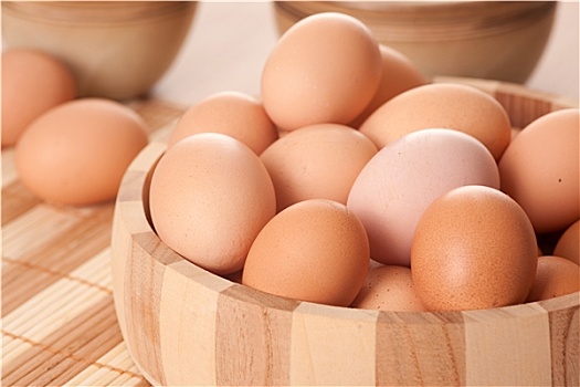 蛋,木碗