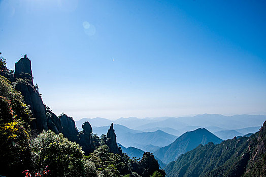 江西上饶三清山西海岸群山