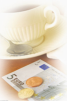 咖啡杯,欧洲货币