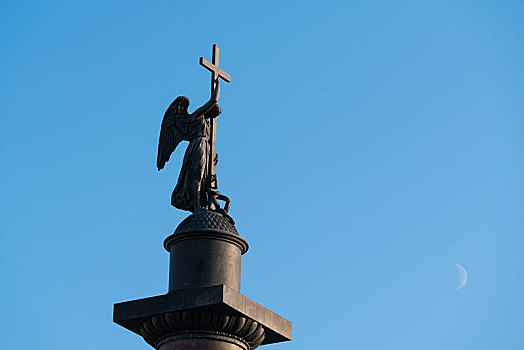 圣彼得堡冬宫广场亚历山大纪念柱