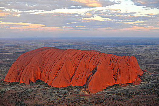 俯视,风景,乌卢鲁巨石,石头,日落,乌卢鲁卡塔曲塔国家公园,北领地州,澳大利亚