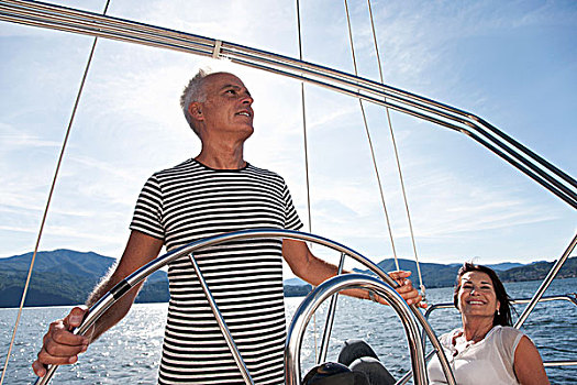 老年,夫妻,放松,帆船