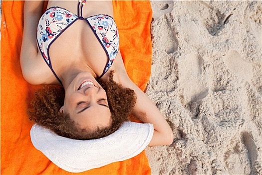 俯视,微笑,美女,躺着,沙滩巾