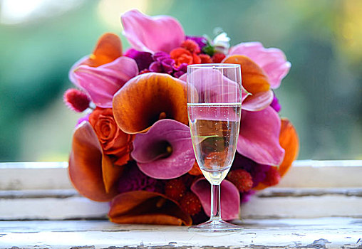 新娘手花,香槟酒杯