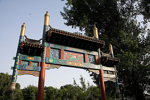 北京荷花市场牌坊