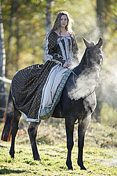女孩,17岁,历史,连衣裙,16世纪,骑,马