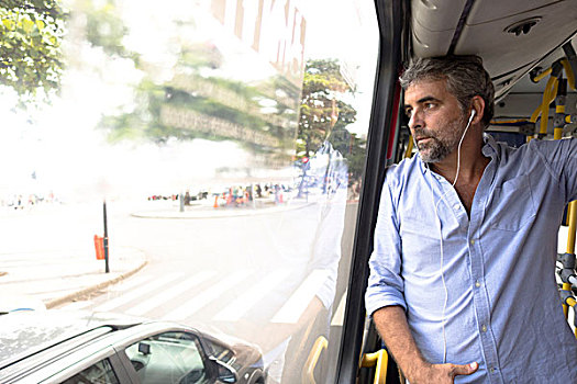 男人,向外看,巴士,窗户,里约热内卢,巴西