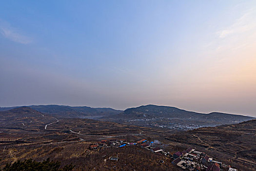 小山村的风景