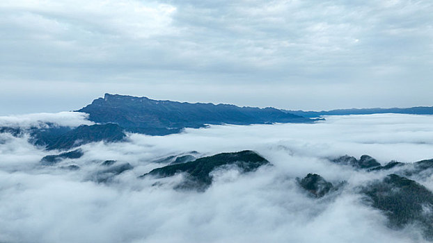 重庆酉阳,平流雾漫美乡村