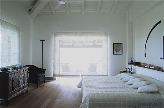 白色,卧室,木地板,扶手椅,百叶窗