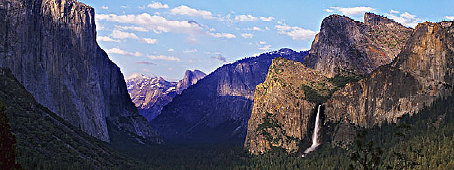 美国,加利福尼亚,优胜美地国家公园,船长峰,半圆顶,布里尔维尔瀑布,三个,兄弟