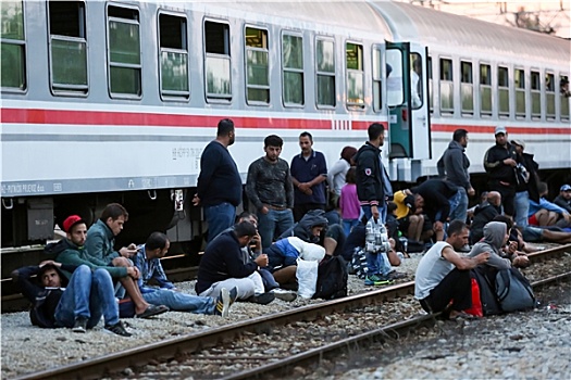 叙利亚人,等待,铁路