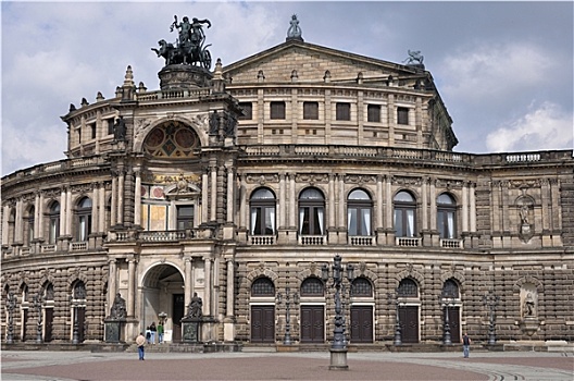 塞帕歌剧院,建筑,德累斯顿