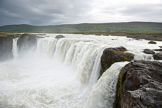 神灵瀑布,瀑布,水,河,冰岛,斯堪的纳维亚,北欧,欧洲