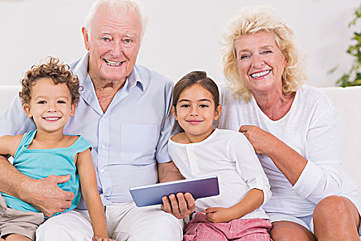 微笑,祖父母,孩子,平板电脑,沙发