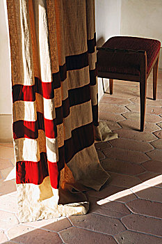 齐地,帘,红色,条纹,凳子,赤陶,地面