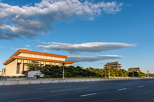 北京毛主席纪念堂和前门古建筑