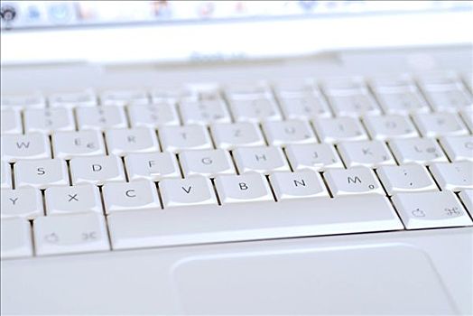 笔记本电脑,键盘