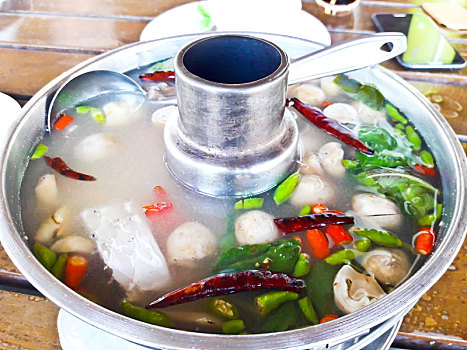 辛辣,鱼汤,泰国,风格,砂锅