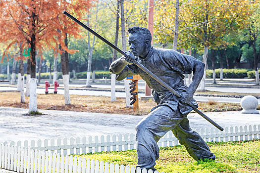 中国武术运动雕塑,南京市国际青年文化公园